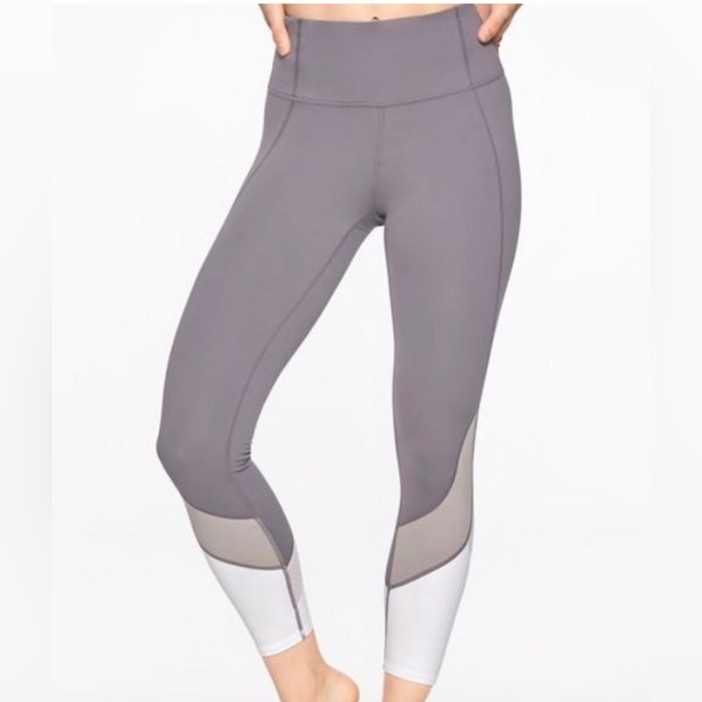 Athleta Colorblock PowerVita Salutation 7/8 Grey White Leggings Size XS